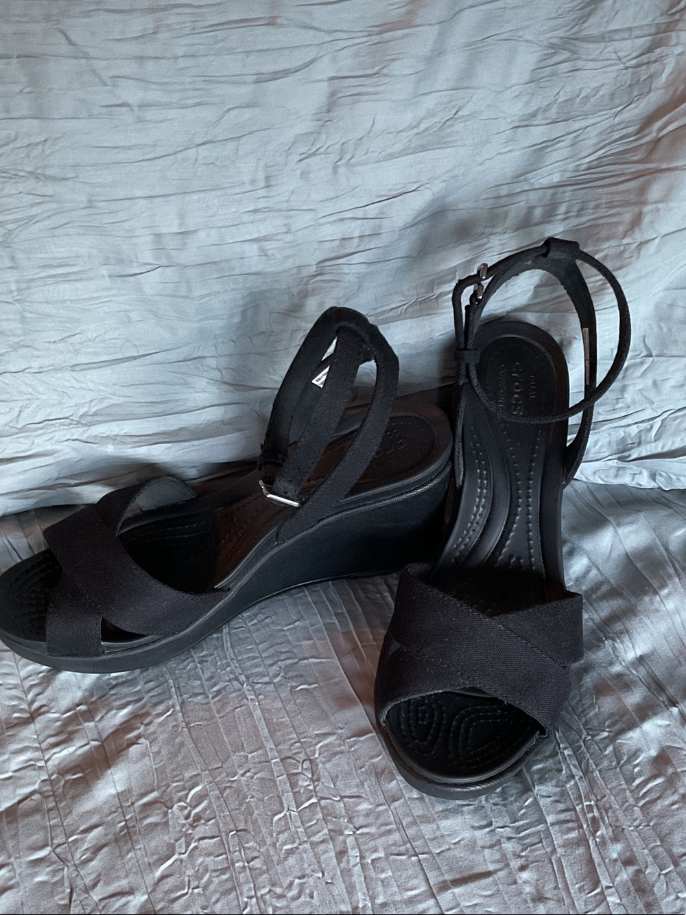 CROCS Leigh Black Wedge Sandals